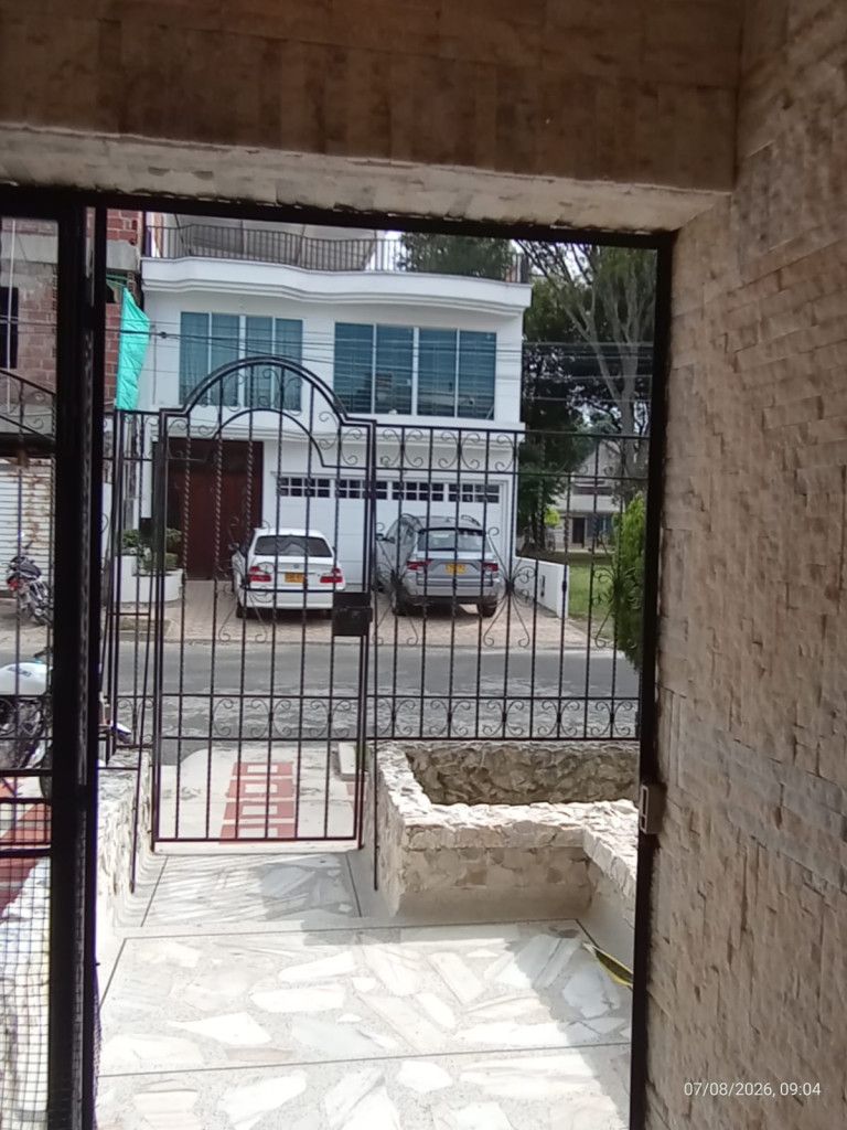 Casa en arriendo Valle Del Cauca Cali El Ingenio 200 m2 Habitaciones 5 Baños 5 Garajes 1 Precio $3000000