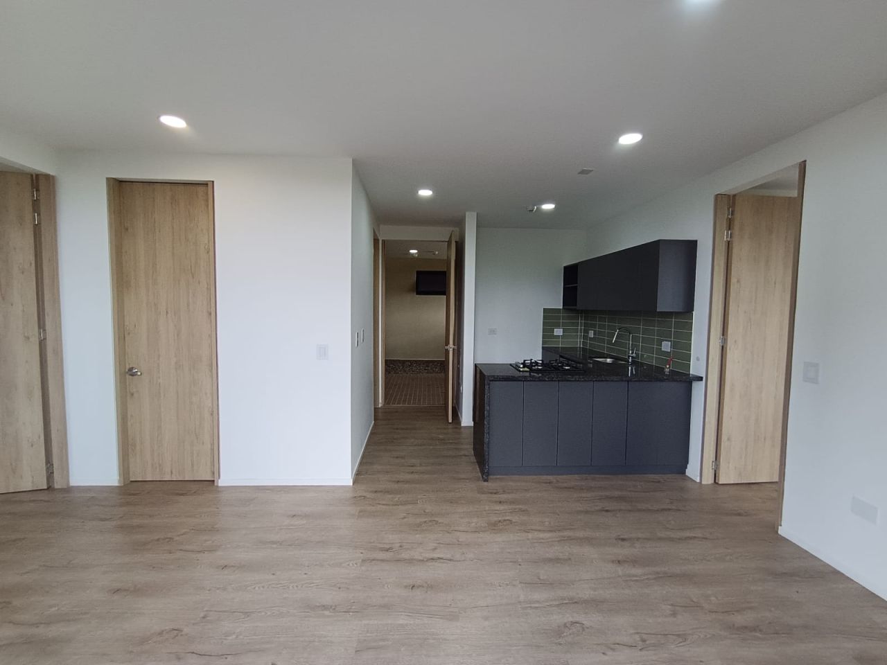 Apartamento en arriendo Risaralda Pereira Jardin De Velez Y Velez 90 m2 Habitaciones 2 Baños 3 Garajes 1 Precio $3350000