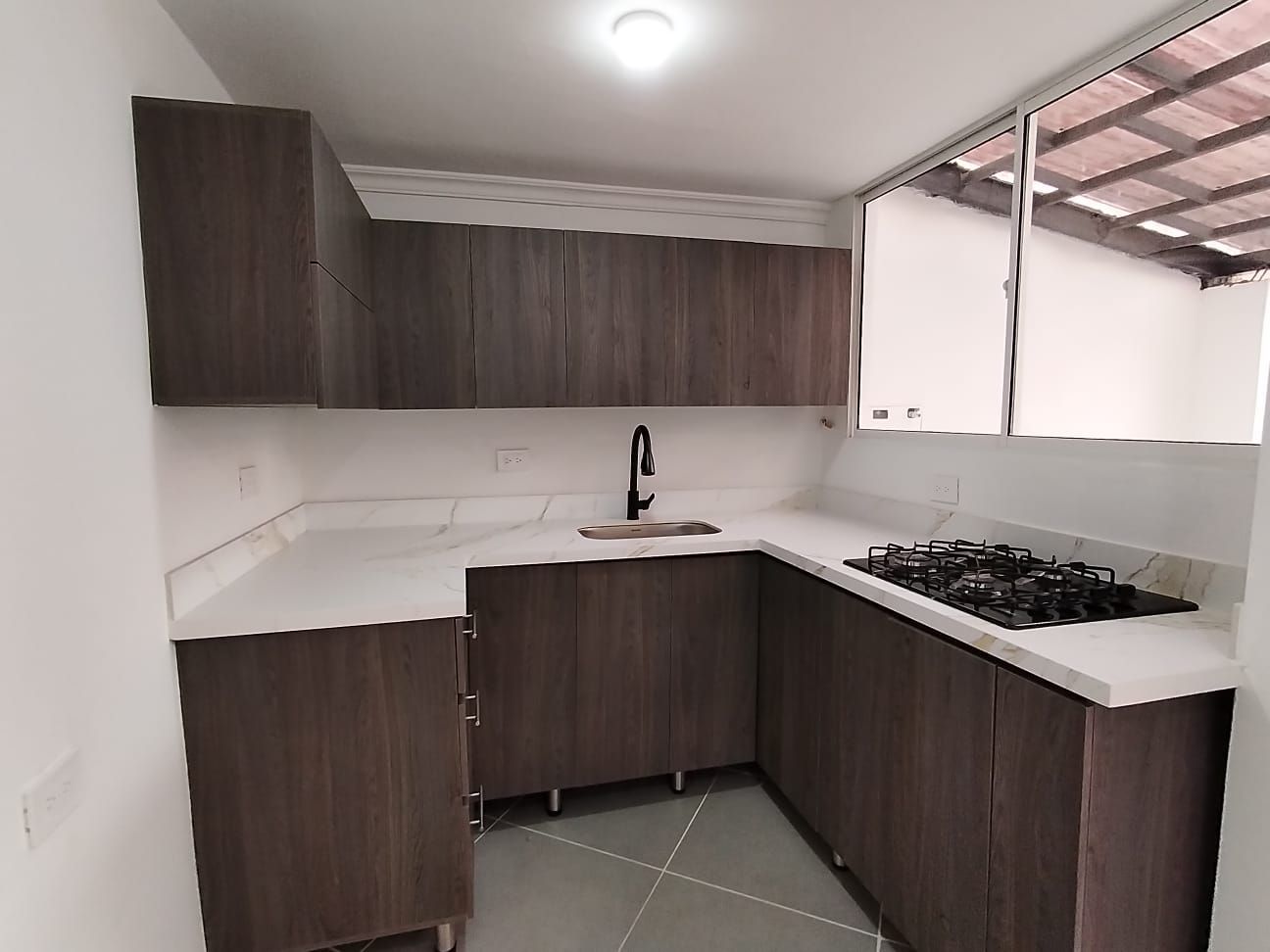Apartamento en arriendo Antioquia Envigado Alcalá 140 m2 Habitaciones 4 Baños 3 Garajes 0 Precio $3800000