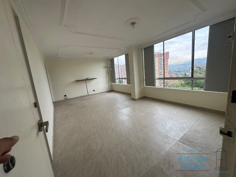 Apartamento en arriendo Antioquia Medellín Las Lomas No2 75 m2 Habitaciones 3 Baños 3 Garajes 1 Precio $3050000