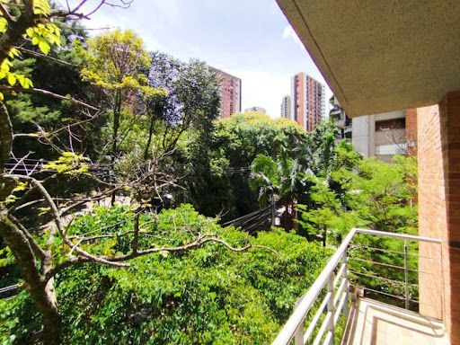Apartamento en arriendo Antioquia Medellín La Linde 84 m2 Habitaciones 2 Baños 2 Garajes 1 Precio $8000000
