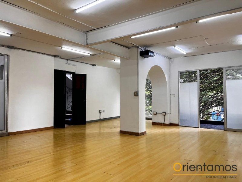 Casa en arriendo Antioquia Medellín El Poblado 176 m2 Habitaciones 2 Baños 2 Garajes 0 Precio $14000000