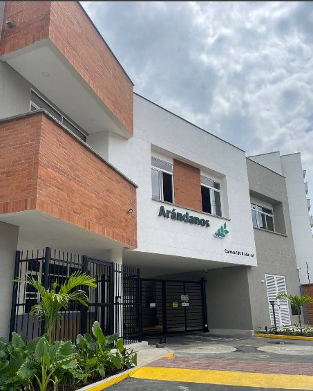 Apartamento en arriendo Valle Del Cauca Cali Parcelacion Cerros La Buitrera 55 m2 Habitaciones 2 Baños 2 Garajes 0 Precio $1500000