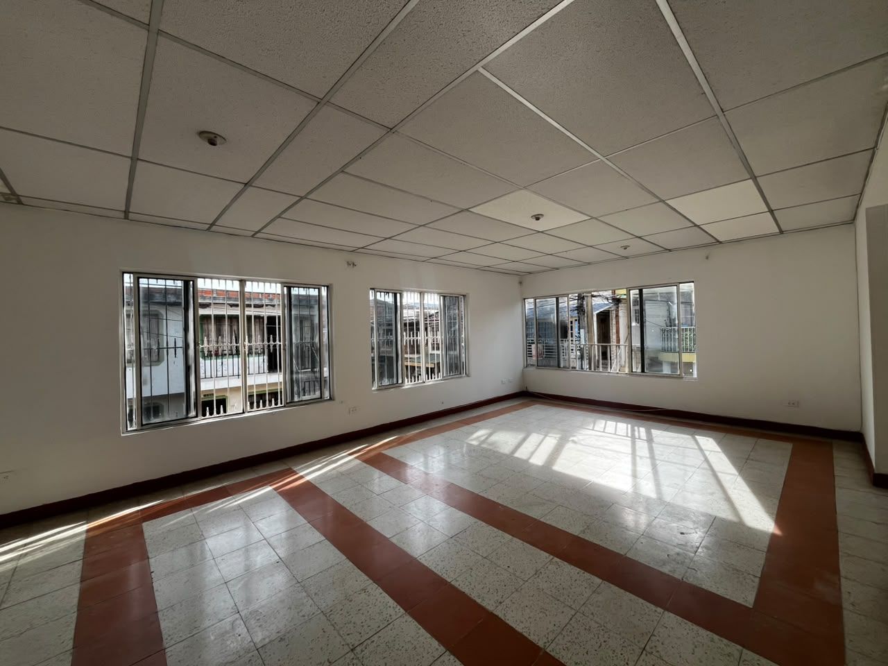 Apartamento en arriendo Valle Del Cauca Jamundí Ciudad Sur 120 m2 Habitaciones 3 Baños 2 Garajes 1 Precio $1100000