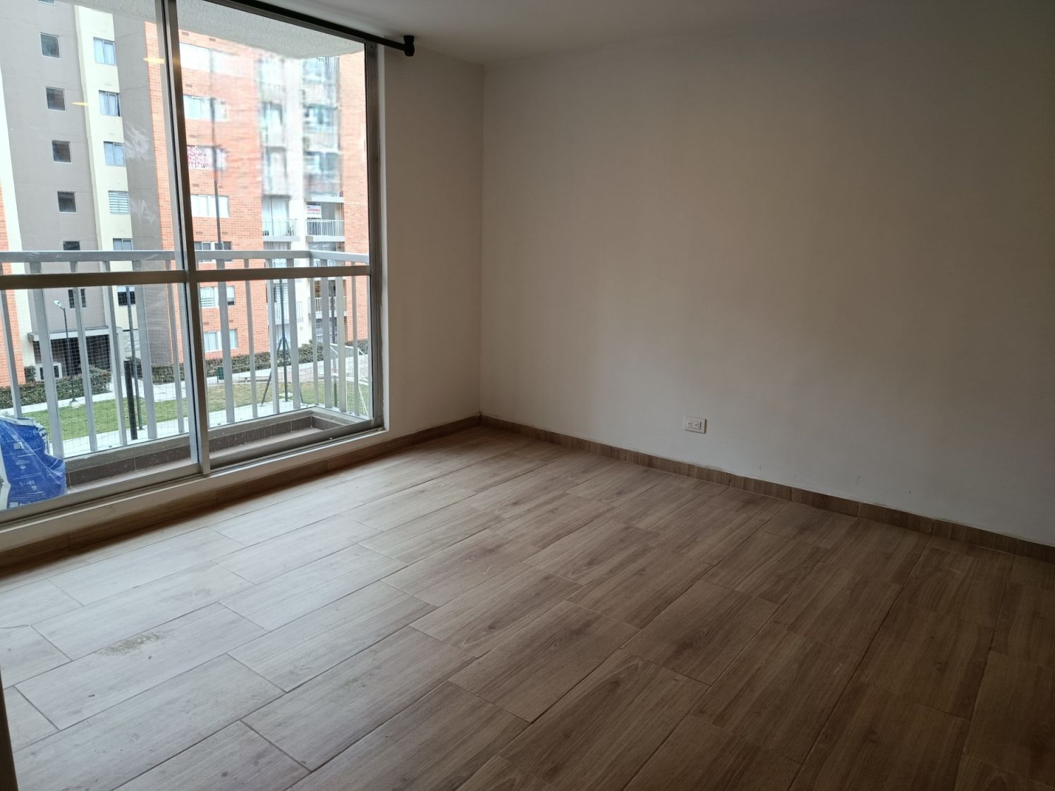 Apartamento en arriendo Cundinamarca Madrid Zona Centro 58 m2 Habitaciones 3 Baños 2 Garajes 0 Precio $1550000