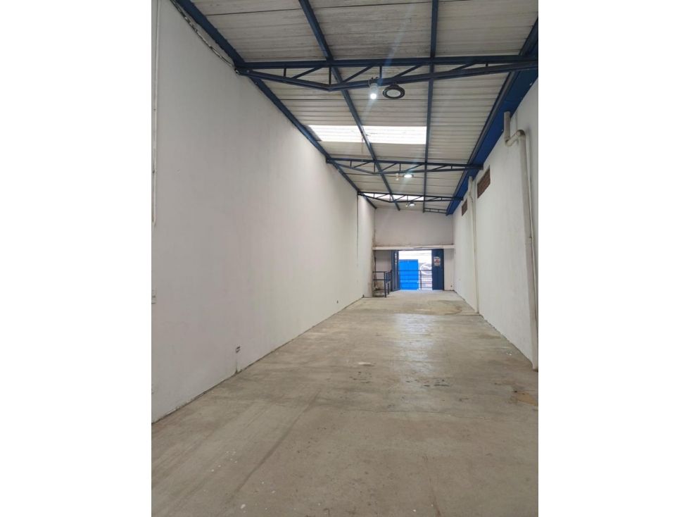 Bodega en arriendo Antioquia Medellín Naranjal 80 m2 Habitaciones 0 Baños 1 Garajes 0 Precio $5200000