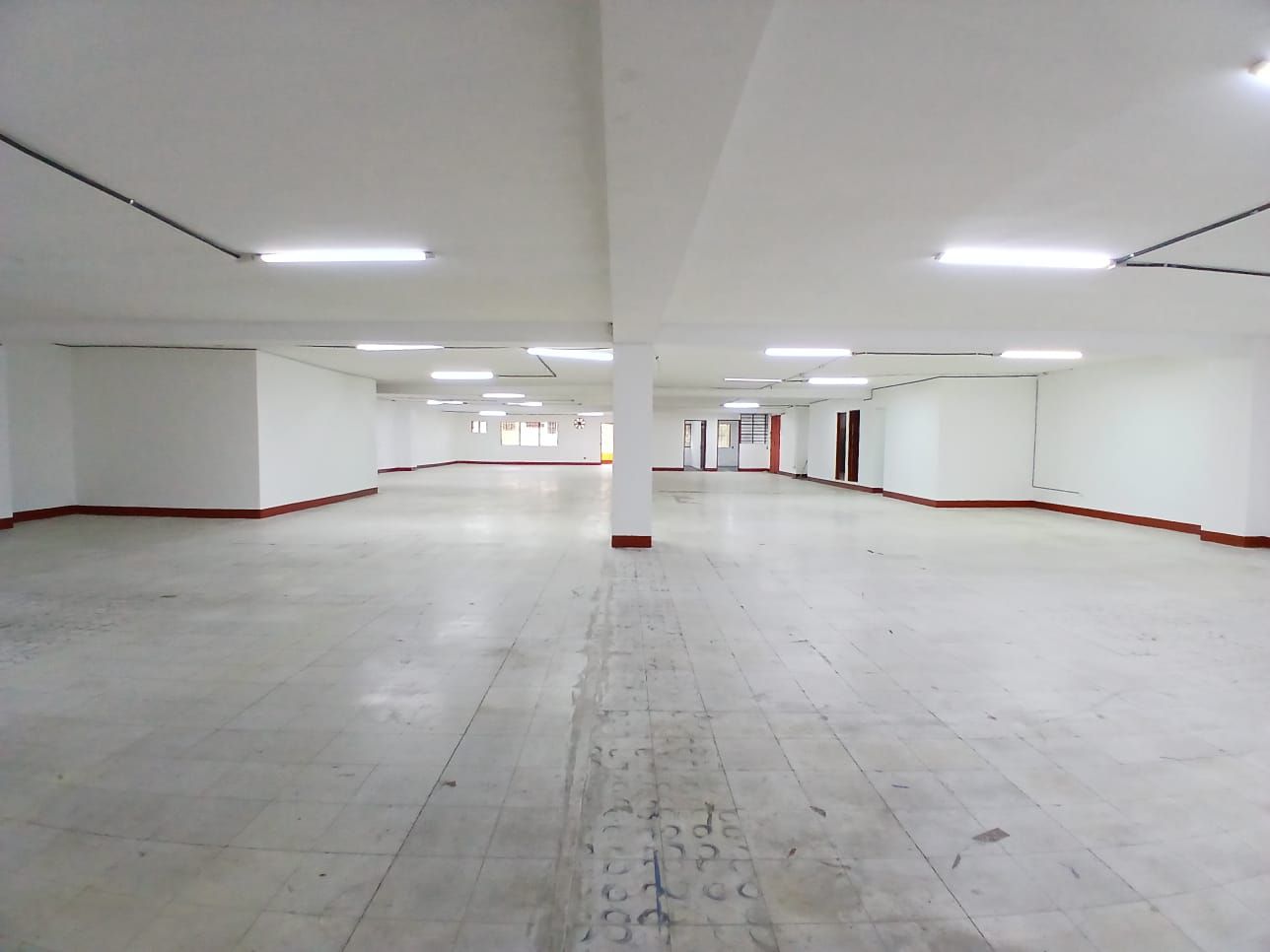 Bodega en arriendo Antioquia Medellín Caribe 510 m2 Habitaciones 0 Baños 3 Garajes 0 Precio $14800000