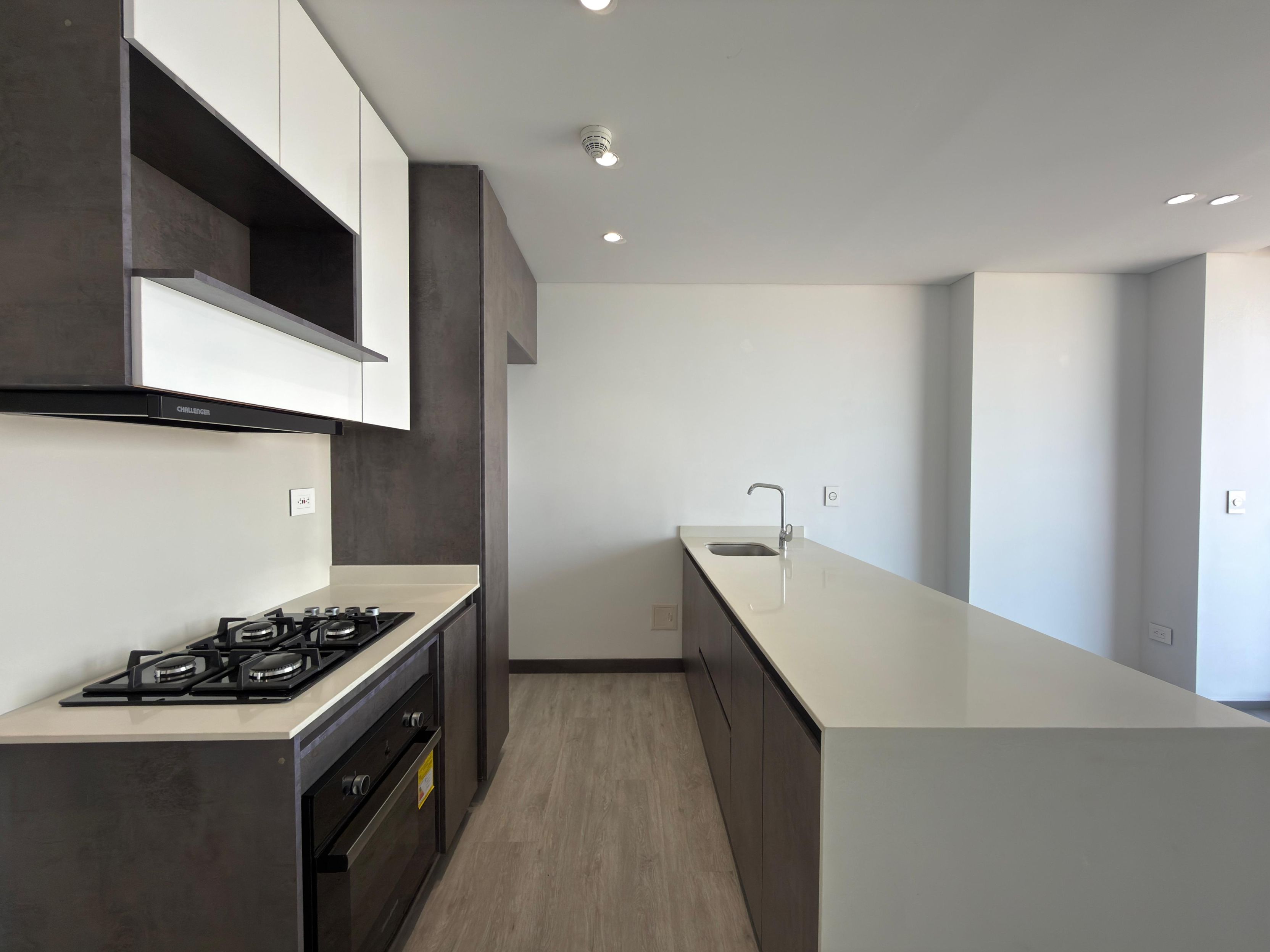 Apartamento en arriendo Risaralda Pereira La Julita 69 m2 Habitaciones 2 Baños 2 Garajes 1 Precio $3800000