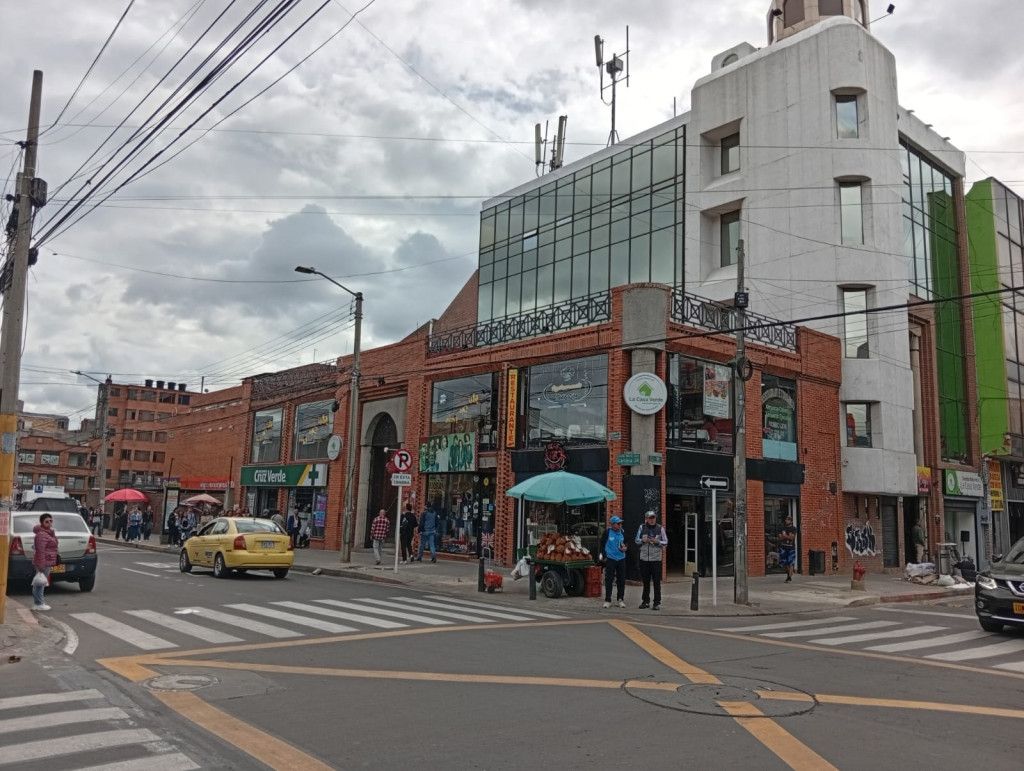 Local en arriendo Cundinamarca Bogotá Restrepo Occidental 80 m2 Habitaciones 0 Baños 1 Garajes 0 Precio $5724000