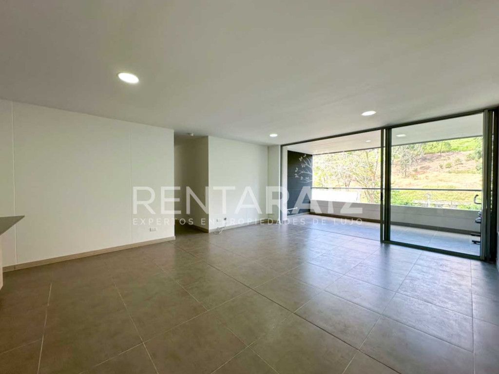 Apartamento en venta Antioquia Envigado San Sebastian 120 m2 Habitaciones 3 Baños 3 Garajes 2 Precio $1280000000