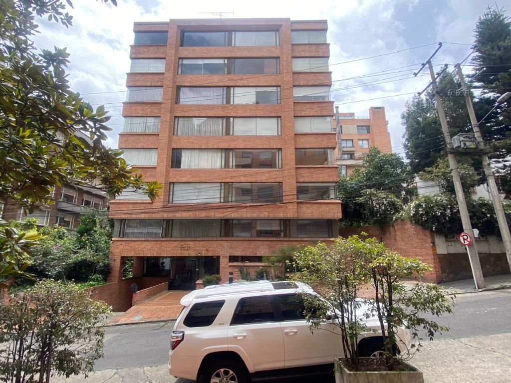 Apartamento en venta Cundinamarca Bogotá Bellavista 180 m2 Habitaciones 3 Baños 4 Garajes 2 Precio $1550000000