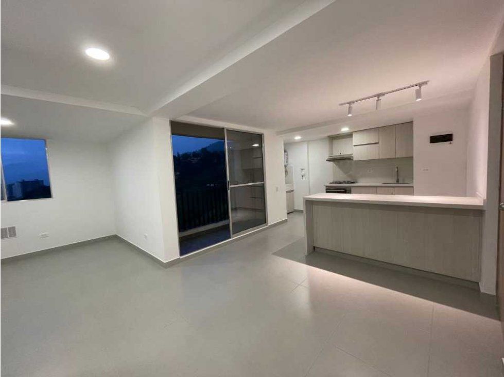 Apartamento en arriendo Antioquia Sabaneta Entre Amigos 65 m2 Habitaciones 2 Baños 2 Garajes 1 Precio $2350000