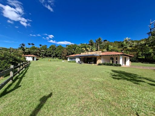 Casa en arriendo Antioquia El Retiro El Retiro 397 m2 Habitaciones 3 Baños 4 Garajes 4 Precio $15500000