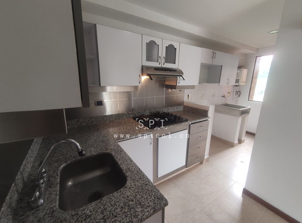 Apartamento en arriendo Antioquia Medellín Urbanizacion Villa Linda 85 m2 Habitaciones 3 Baños 3 Garajes 1 Precio $5100000