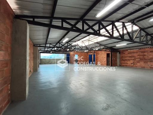 Bodega en arriendo Antioquia Medellín Cristo Rey 250 m2 Habitaciones 0 Baños 2 Garajes 0 Precio $6500000