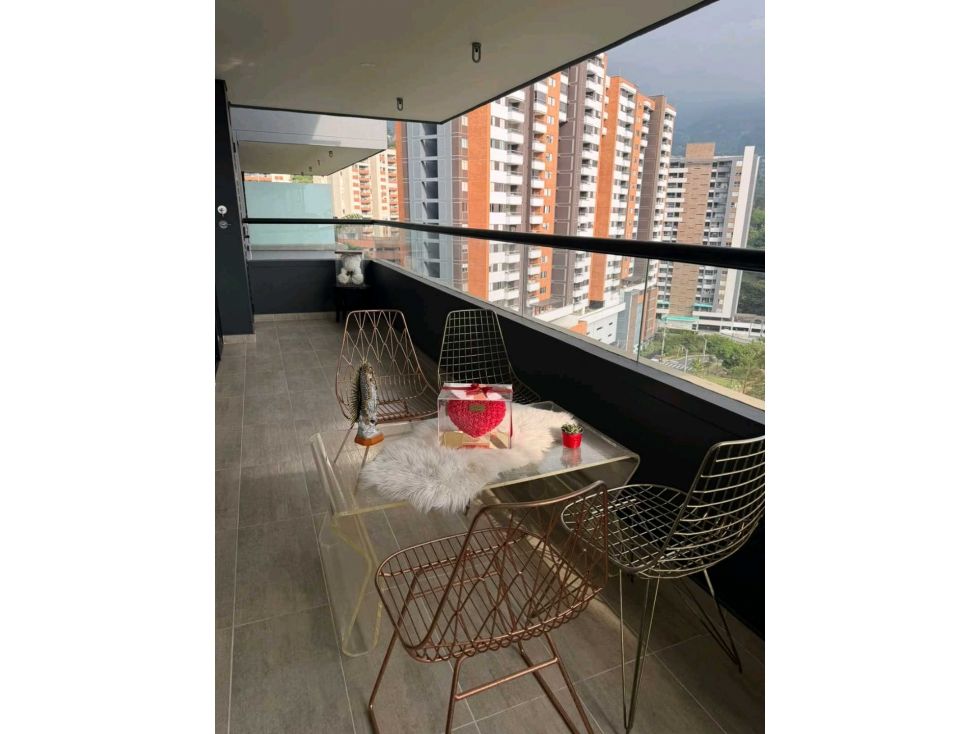 Casa en venta Antioquia Envigado El Chinguí 101 m2 Habitaciones 3 Baños 3 Garajes 3 Precio $920000000