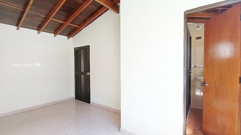 Apartamento en arriendo Antioquia Medellín San Isidro 52 m2 Habitaciones 2 Baños 1 Garajes 0 Precio $1400000