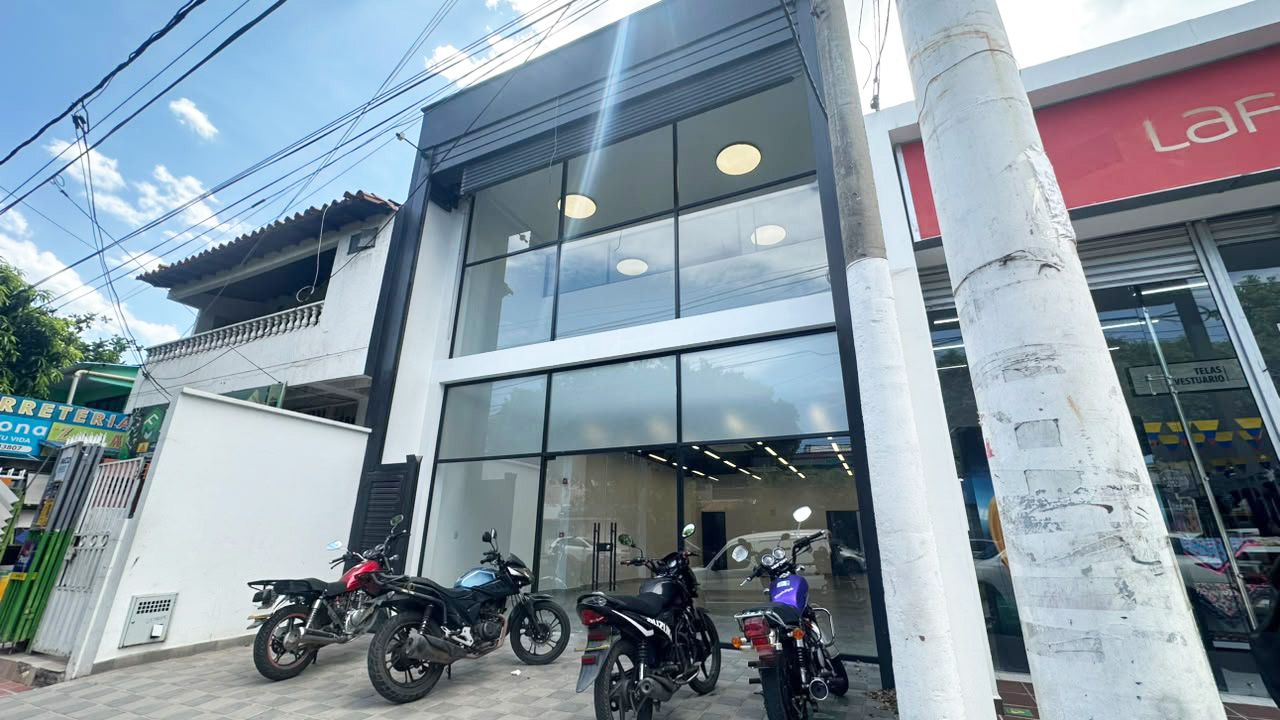 Local Comercial en arriendo Norte De Santander Cúcuta Guaymaral 280 m2 Habitaciones 0 Baños 2 Garajes 2 Precio $17850000