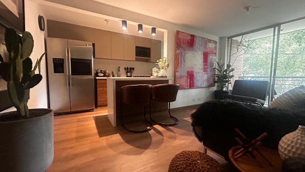 Apartamento en arriendo Antioquia Medellín Castropol 60 m2 Habitaciones 2 Baños 2 Garajes 1 Precio $3900000