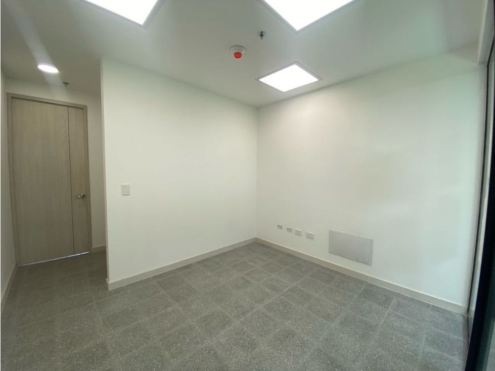 Oficina en arriendo Antioquia Medellín Cuarta Brigada 22 m2 Habitaciones 0 Baños 1 Garajes 0 Precio $3400000