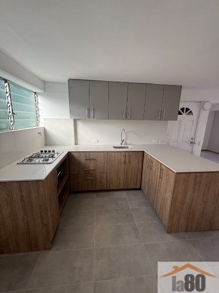Apartamento en arriendo Antioquia Medellín Picacho 62 m2 Habitaciones 2 Baños 2 Garajes 0 Precio $2700000