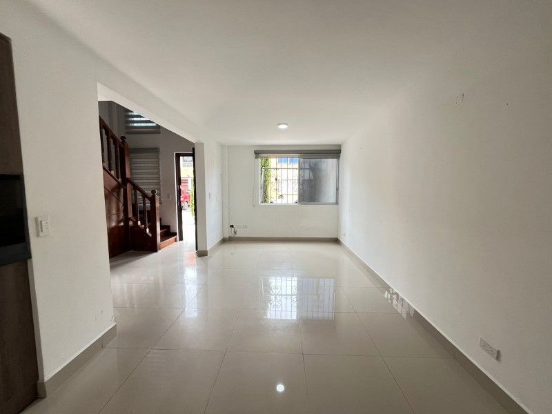 Casa en arriendo Antioquia Rionegro Santa Ana 150 m2 Habitaciones 4 Baños 3 Garajes 2 Precio $3300000