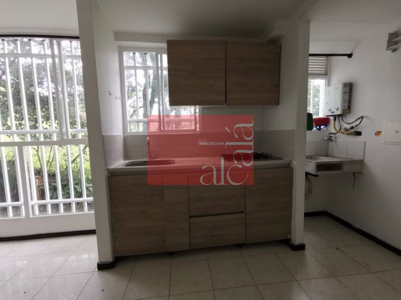 Apartamento en arriendo Antioquia La Estrella Centro 53 m2 Habitaciones 3 Baños 2 Garajes 0 Precio $1300000