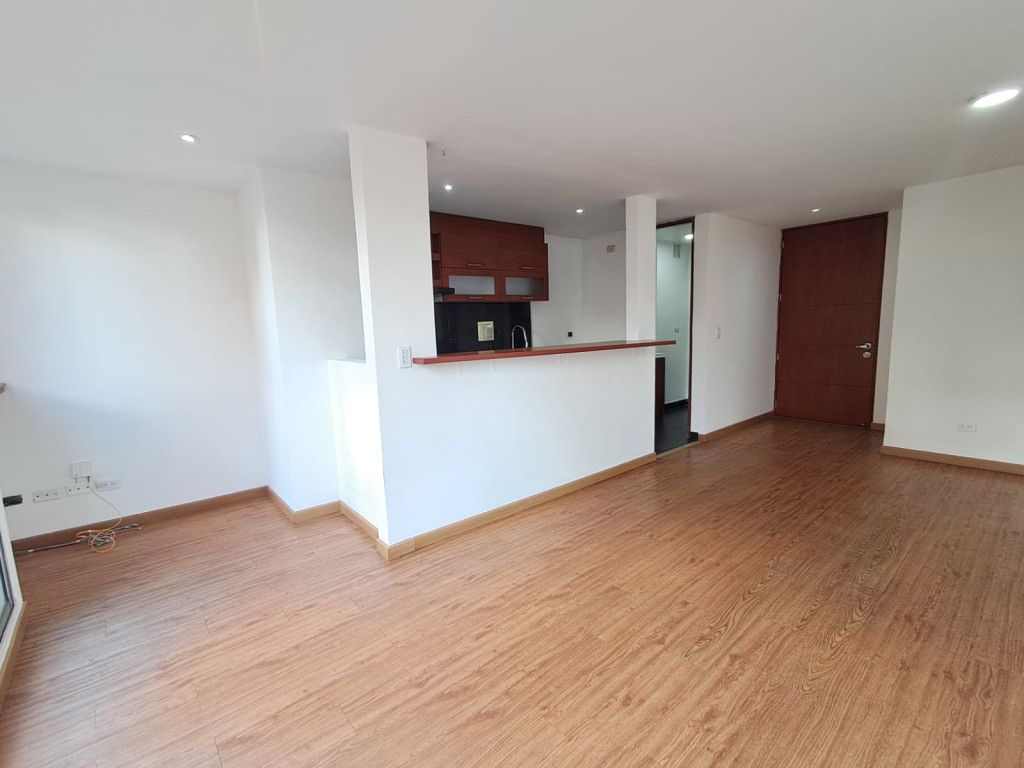 Apartamento en arriendo Cundinamarca Bogotá Samper 68 m2 Habitaciones 2 Baños 2 Garajes 1 Precio $3400000