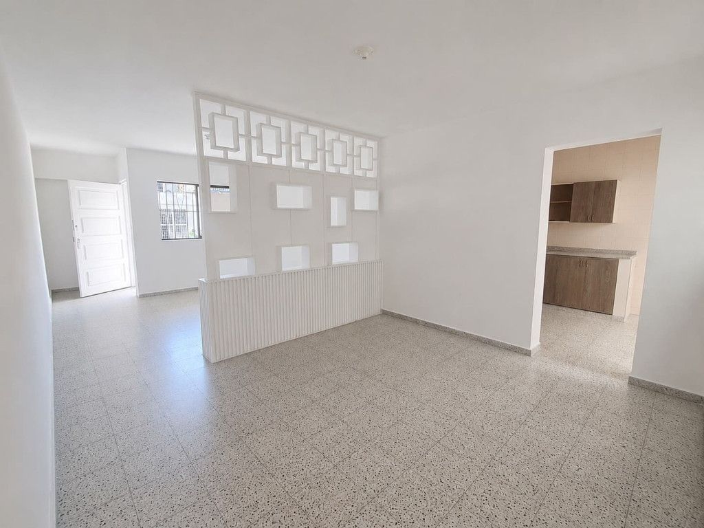 Casa en arriendo Antioquia Medellín El Nogal- Los Almendros 179 m2 Habitaciones 4 Baños 2 Garajes 0 Precio $3300000