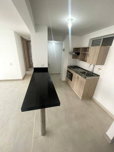 Apartamento en arriendo Antioquia Medellín Santa Rosa De Lima 57 m2 Habitaciones 3 Baños 2 Garajes 1 Precio $2500000