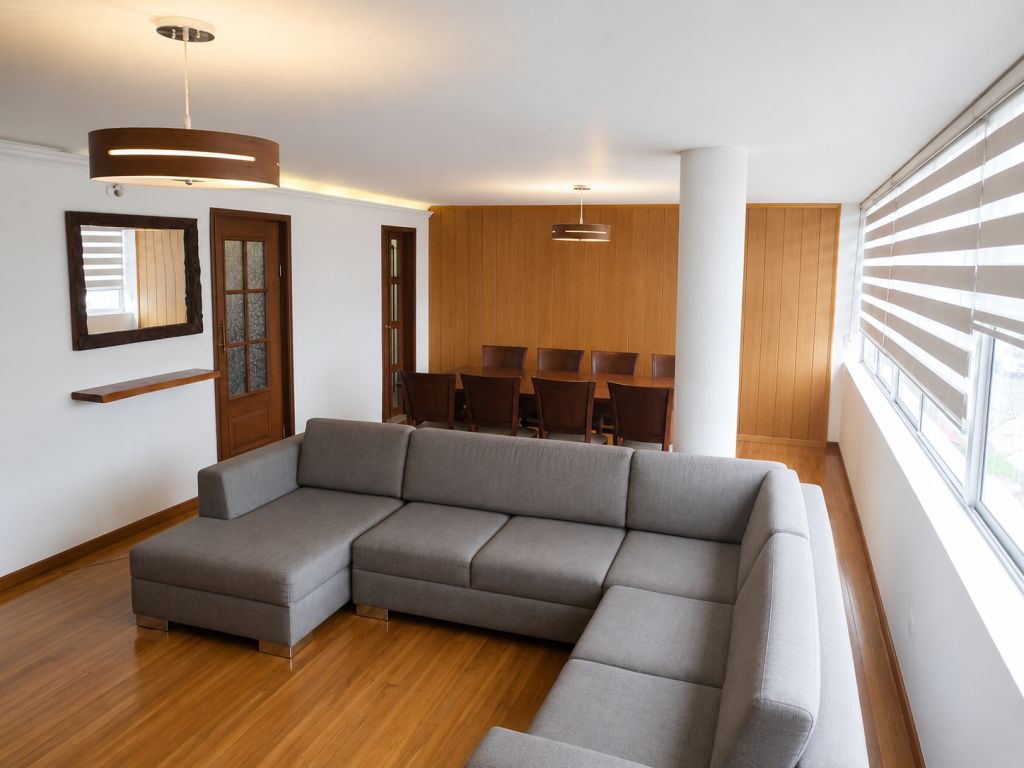 Apartamento en venta Cundinamarca Bogotá La Soledad 158 m2 Habitaciones 3 Baños 4 Garajes 3 Precio $1200000