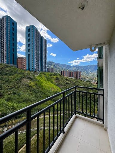 Apartamento en venta Antioquia Bello Andalucía 52 m2 Habitaciones 3 Baños 2 Garajes 0 Precio $290000000