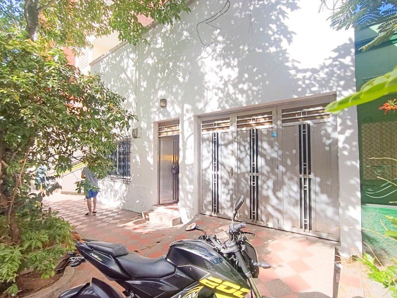 Casa en arriendo o venta Antioquia Medellín Cristobal 410 m2 Habitaciones 9 Baños 3 Garajes 0 Precio venta $1800000000 Precio arriendo $6500000