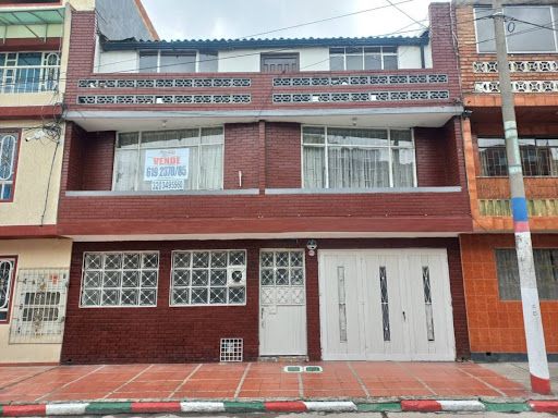 Casa en venta Cundinamarca Bogotá Venecia 342 m2 Habitaciones 13 Baños 6 Garajes 1 Precio $8000000000