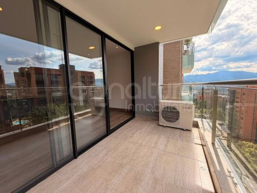 Apartamento en venta Antioquia Medellín Los Balsos No1 94 m2 Habitaciones 2 Baños 3 Garajes 2 Precio $1360000000