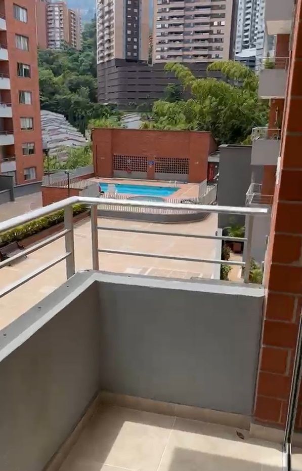 Apartamento en arriendo Antioquia Envigado La Inmaculada 85 m2 Habitaciones 3 Baños 2 Garajes 1 Precio $3700000