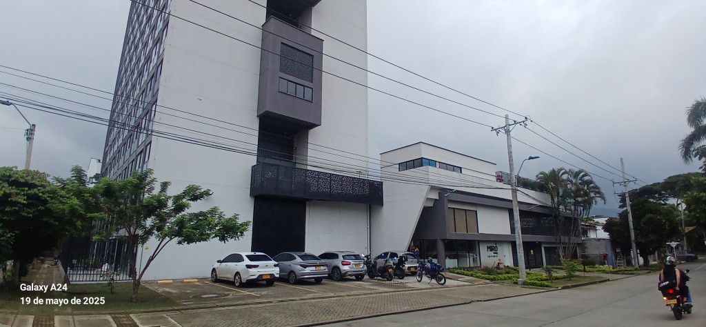 Apartaestudio en arriendo Valle Del Cauca Cali El Refugio 32 m2 Habitaciones 1 Baños 1 Garajes 0 Precio $3250000