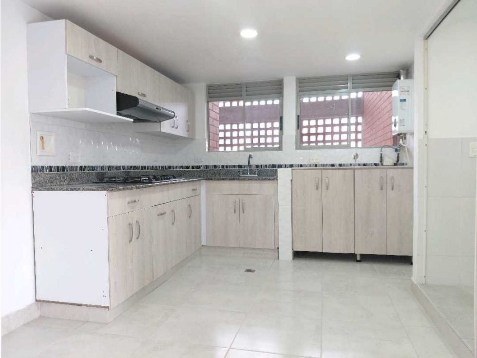 Apartamento en arriendo Antioquia Envigado Mt Villa Grande 112 m2 Habitaciones 3 Baños 2 Garajes 1 Precio $4600000