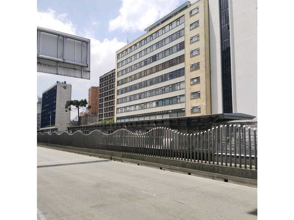 Local en venta Cundinamarca Bogotá Las Nieves 15 m2 Habitaciones 0 Baños 1 Garajes 0 Precio $135000000