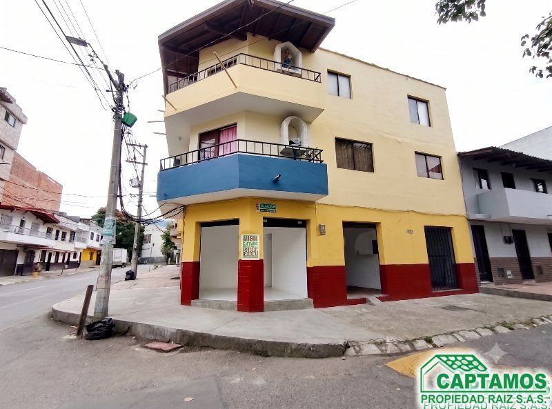 Local en arriendo Antioquia Itagüí San Fernando 20 m2 Habitaciones 0 Baños 1 Garajes 0 Precio $1000000