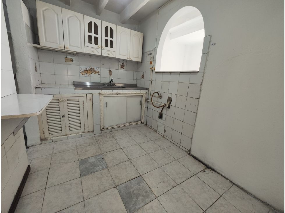 Apartamento en arriendo Antioquia Medellín Los Cerros El Vergel 80 m2 Habitaciones 3 Baños 2 Garajes 0 Precio $1800000