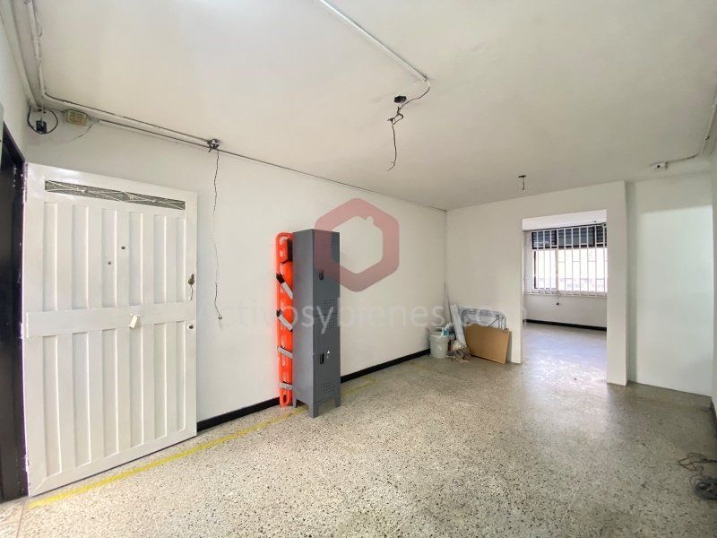 Oficina en arriendo Antioquia Medellín San Benito 35 m2 Habitaciones 0 Baños 1 Garajes 0 Precio $3200000