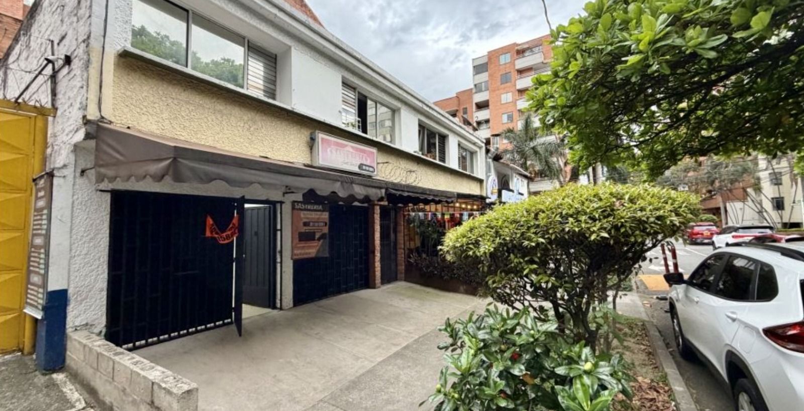 Local en arriendo Antioquia Medellín San Joaquin 14 m2 Habitaciones 0 Baños 1 Garajes 0 Precio $2500000