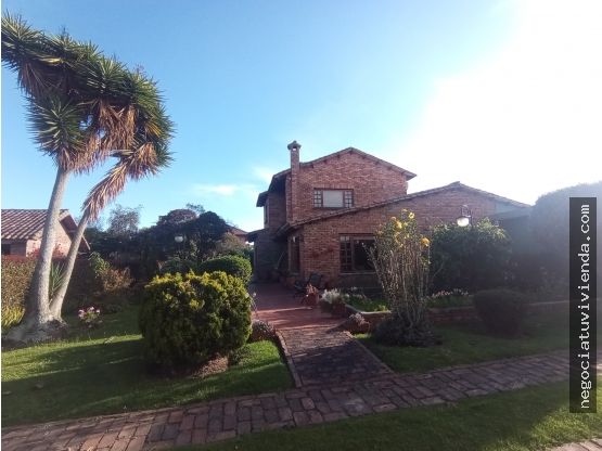 Casa en venta Cundinamarca Chía San Pedro 190 m2 Habitaciones 3 Baños 5 Garajes 7 Precio $1150000000