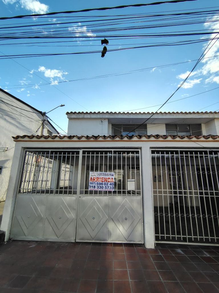 Apartamento en arriendo Norte De Santander Cúcuta Ospina Perez 120 m2 Habitaciones 4 Baños 3 Garajes 1 Precio $1270000
