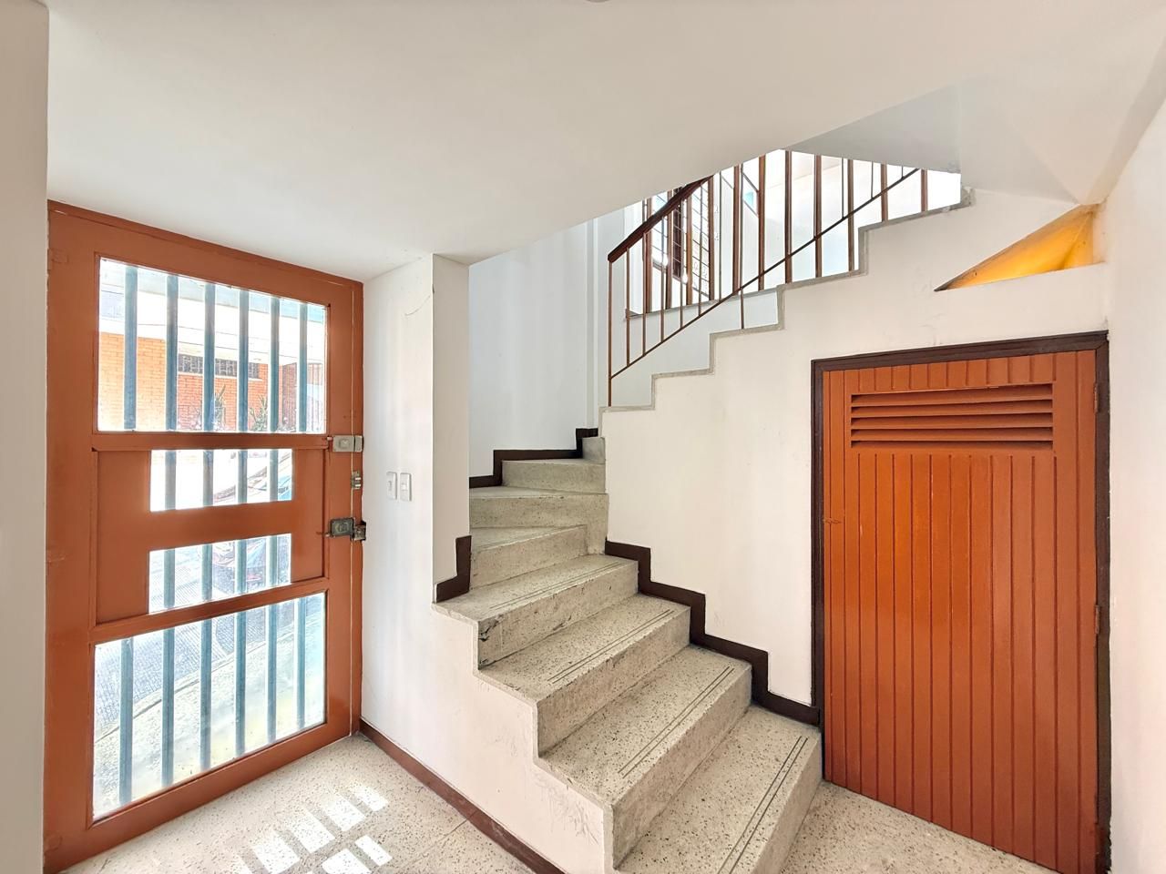 Local en arriendo Risaralda Pereira La Enseñanza 110 m2 Habitaciones 0 Baños 3 Garajes 1 Precio $7000000
