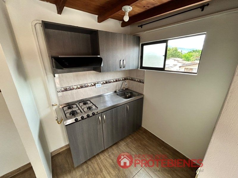 Apartaestudio en arriendo Antioquia Medellín Santa Fe 15 m2 Habitaciones 1 Baños 1 Garajes 0 Precio $1500000