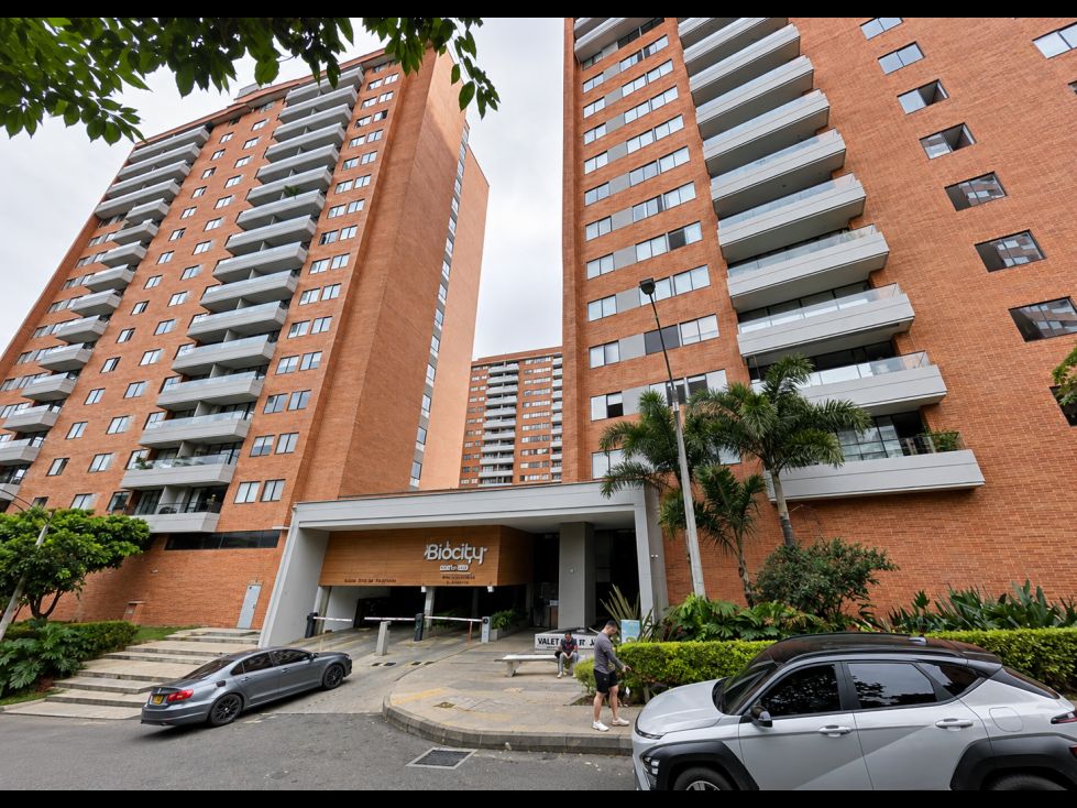 Apartamento en arriendo Antioquia Envigado Vientos De La Colina 93 m2 Habitaciones 3 Baños 2 Garajes 2 Precio $4800000
