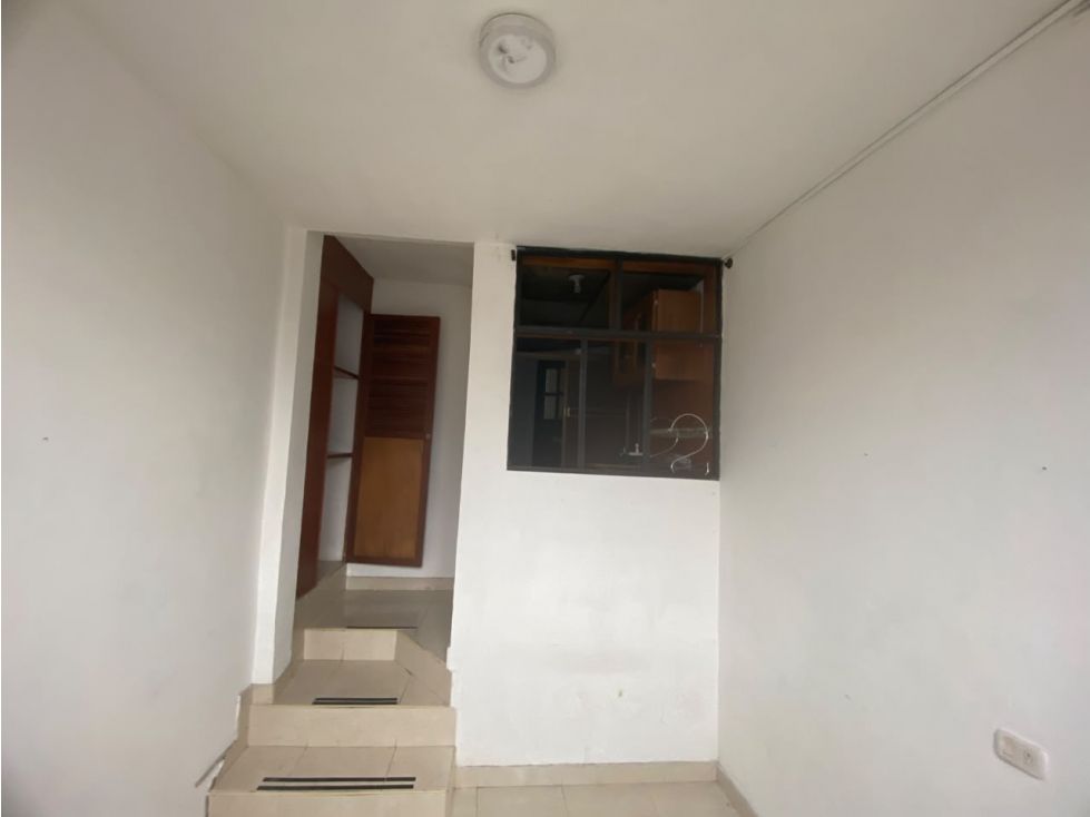 Apartaestudio en arriendo Caldas Manizales Los Rosales 0 m2 Habitaciones 1 Baños 1 Garajes 0 Precio $650000