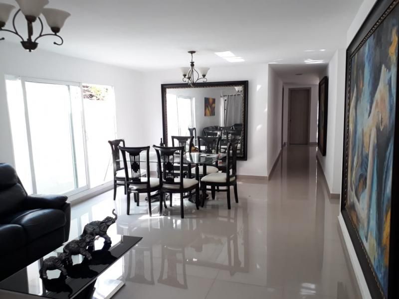 Casa en arriendo Atlántico Barranquilla Paraiso 270 m2 Habitaciones 4 Baños 4 Garajes 1 Precio $4200000